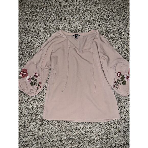 Roz And Ali Tops - Roz & Ali Women‎ Top XS Pink Floral Blouse Embroidered Balloon Sleeve V Neck
